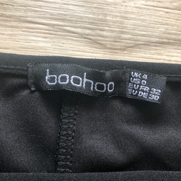 Boohoo Black Ruffled Bodycon Mini Dress - Picture 7 of 8